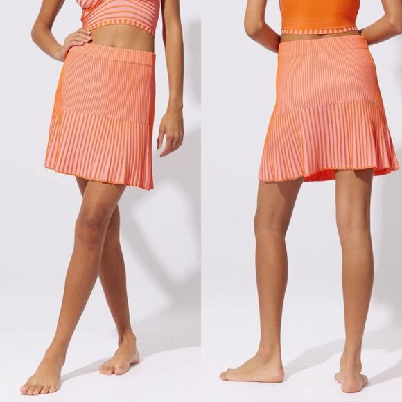 Solid & Striped NWT The‎ Rosie Skirt in Carnation Pink Clementine Plaited sz M - Picture 1 of 9